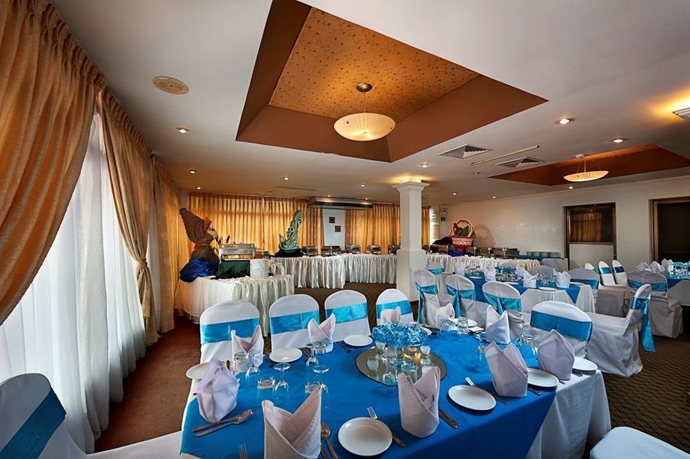 Berjaya Colombo Отель 3*