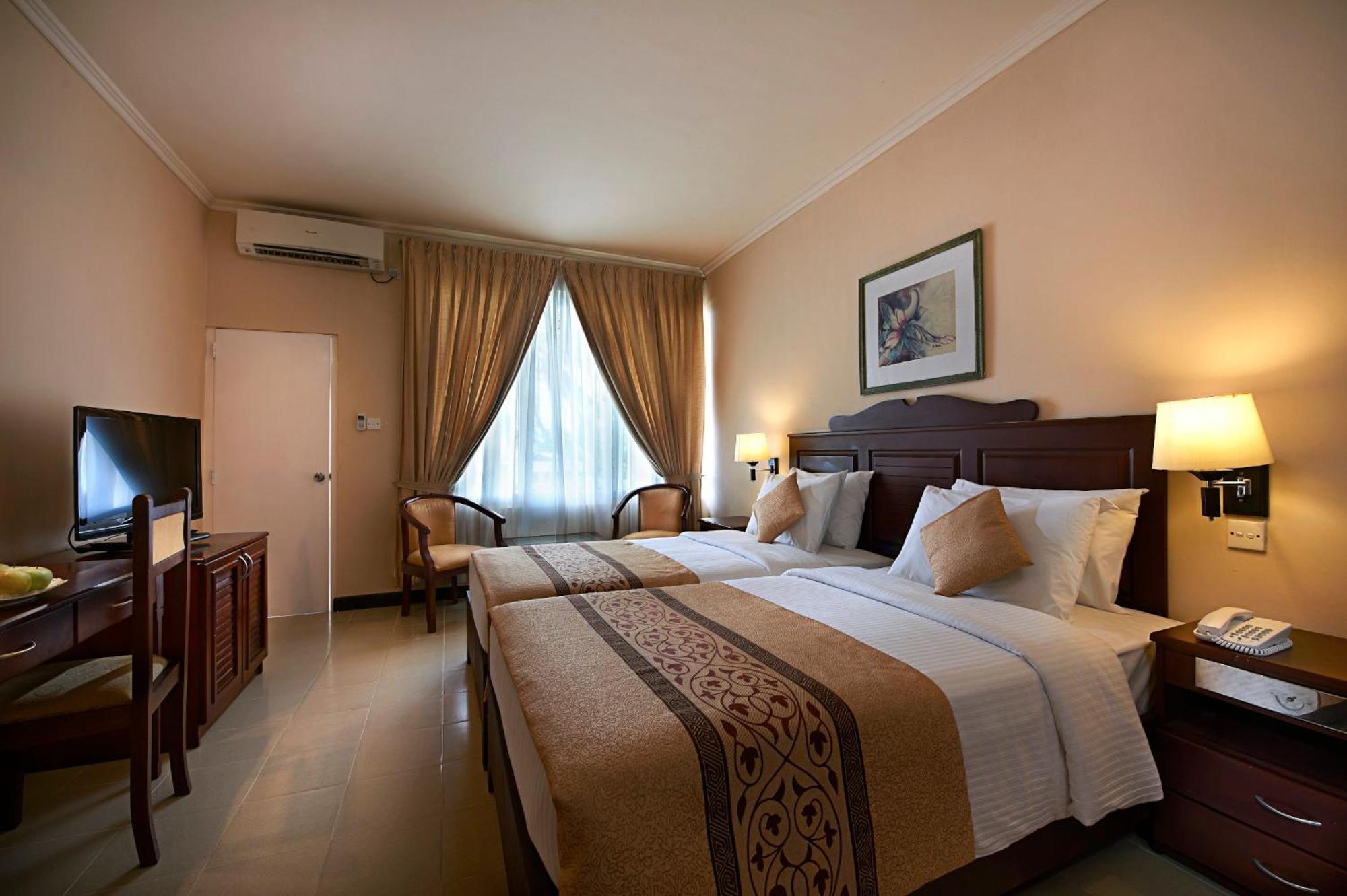 Berjaya Colombo 3*
